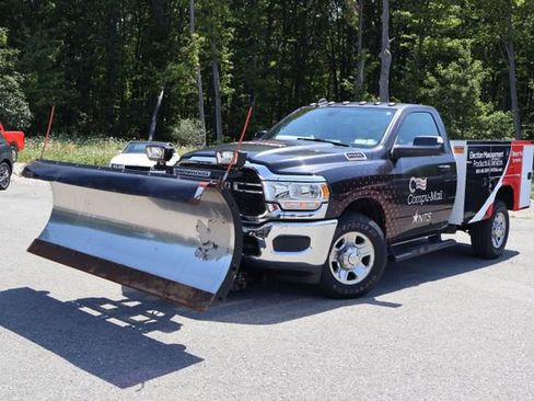 Used 2022 RAM 2500 Tradesman AWD/4WD image 2