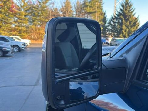 Used 2024 RAM 2500 Big Horn w/ Bed Utility Group image 44