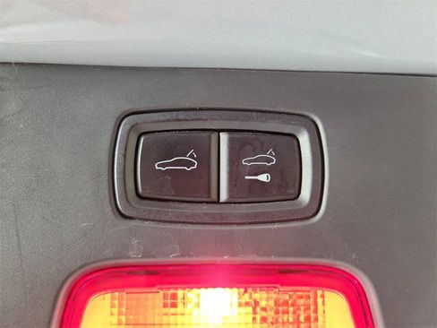 Used 2016 Porsche Cayenne GTS image 7