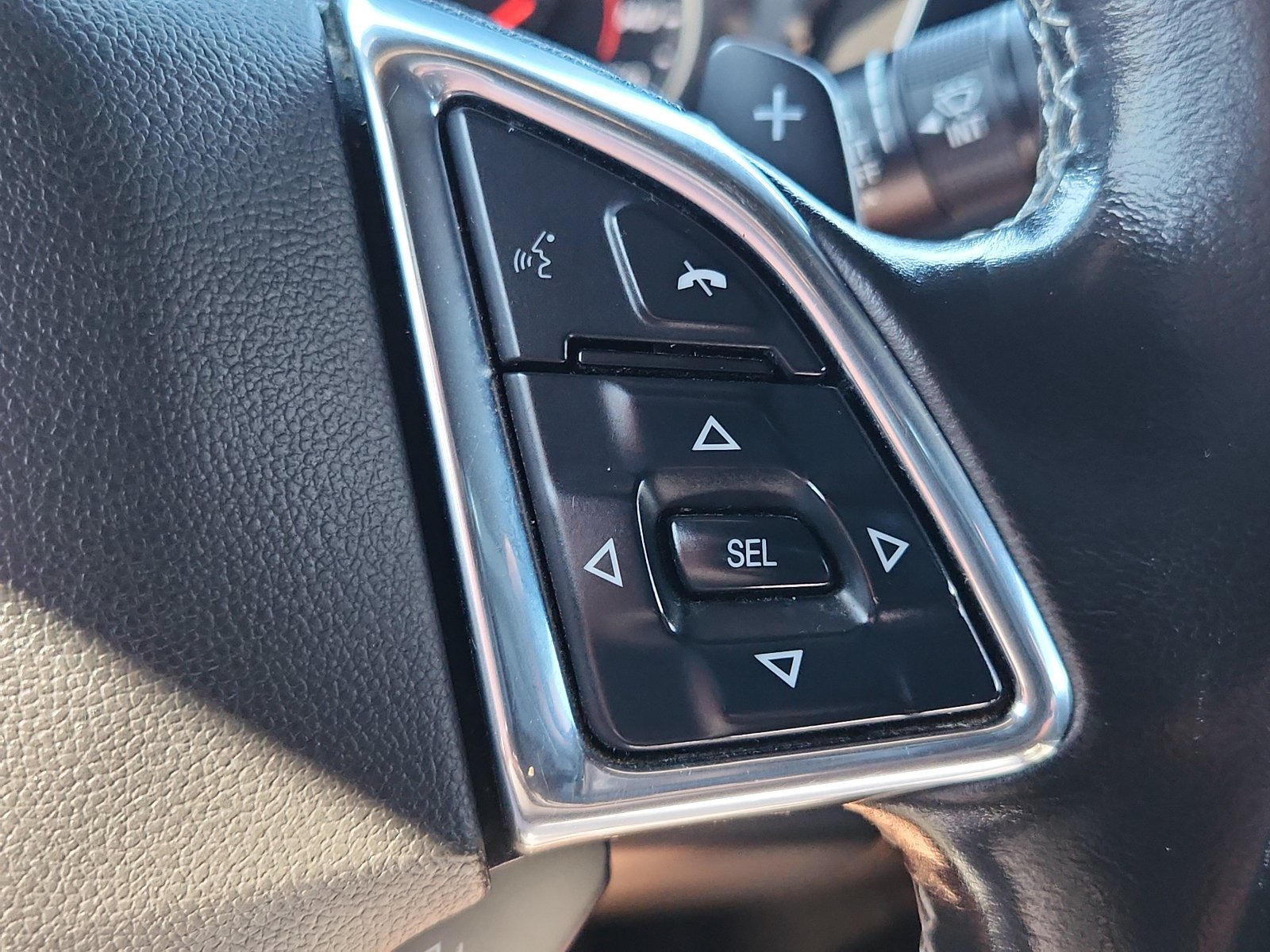 Used 2023 Chevrolet Camaro LT RWD image 17