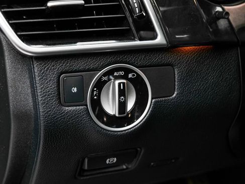 Used 2019 Mercedes-Benz GLE 43 AMG 4MATIC Coupe w/ Premium 3 Package image 28