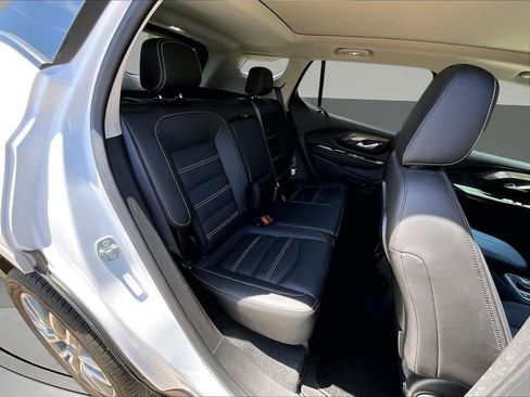 Used 2024 GMC Terrain Denali AWD/4WD image 28