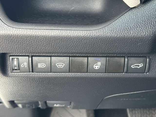Used 2024 Toyota RAV4 XLE w/ Convenience Package AWD/4WD image 29
