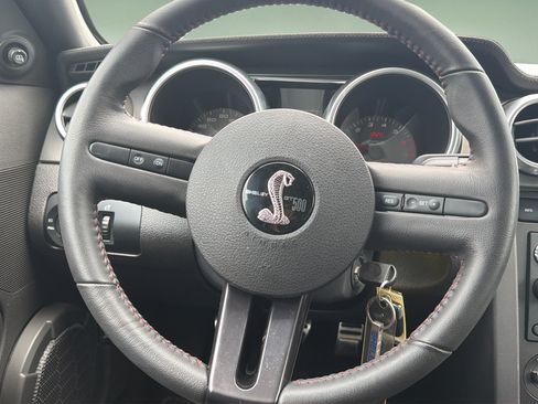 Used 2009 Ford Mustang Shelby GT500 RWD image 9
