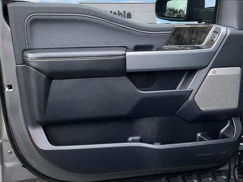 Used 2024 Ford F250 Lariat w/ Tremor Off-Road Package image 28