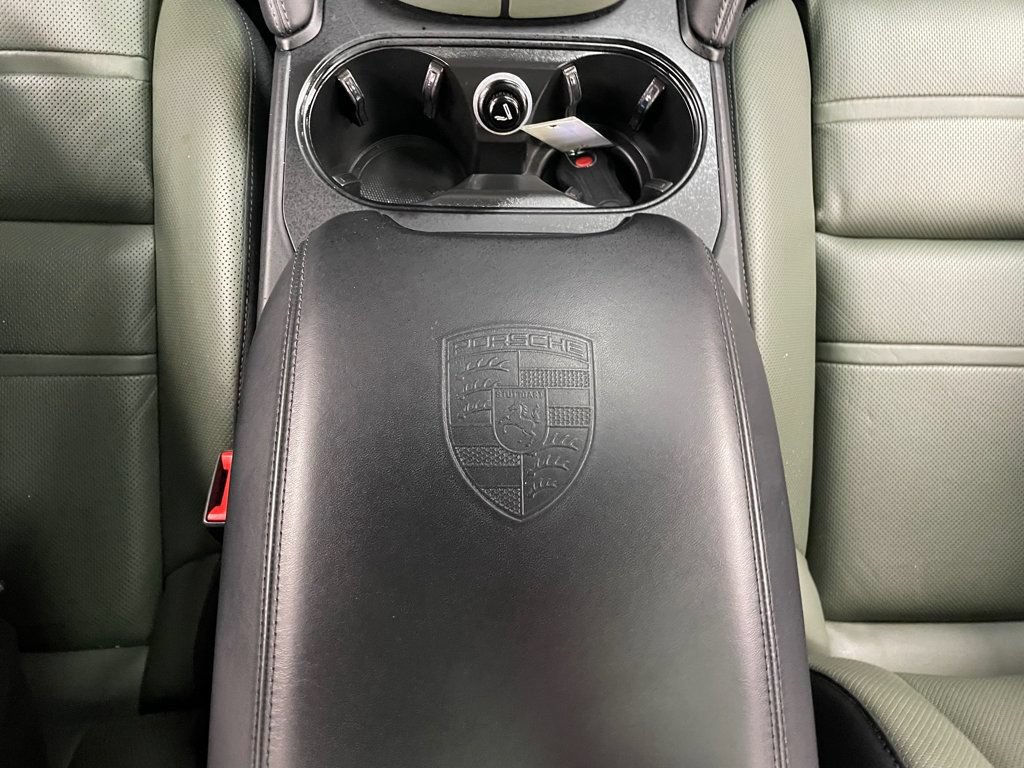 Used 2025 Porsche Cayenne S AWD/4WD image 33