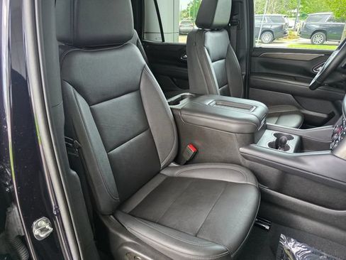 Used 2023 Chevrolet Tahoe LT w/ Luxury Package AWD/4WD image 11