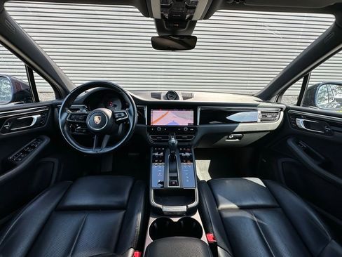 Used 2023 Porsche Macan S image 6