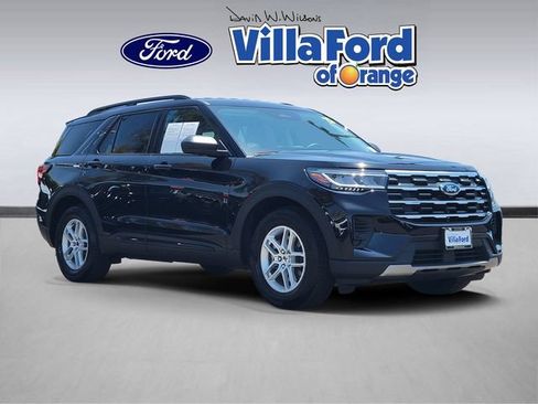 Used 2026 Ford Explorer Active RWD image 1