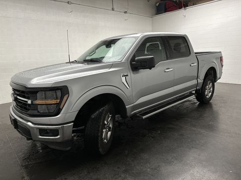 Used 2024 Ford F150 XLT w/ FX4 Off-Road Package image 4