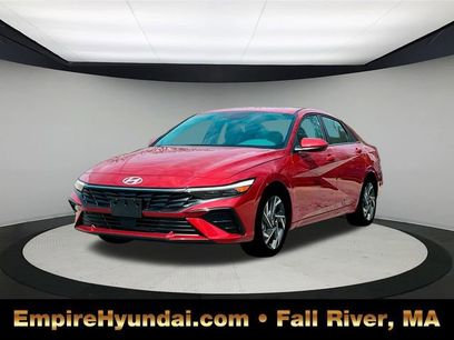 New 2024 Hyundai Elantra SEL w/ Convenience Package