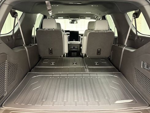 New 2026 GMC Yukon XL Elevation w/ LPO, Floor Liner Package image 6