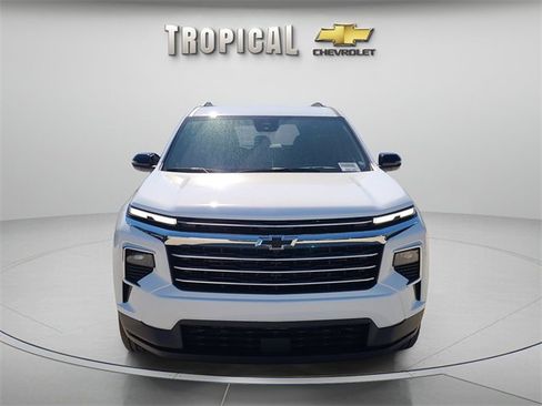 New 2026 Chevrolet Traverse LT image 8