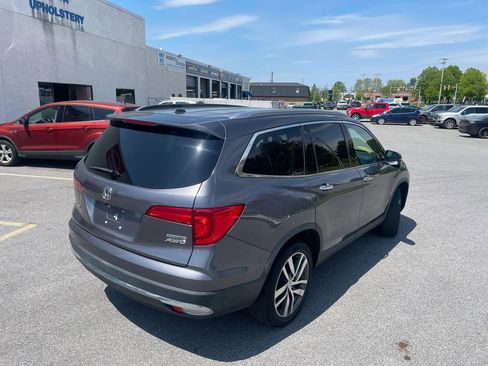 Used 2017 Honda Pilot Touring image 14