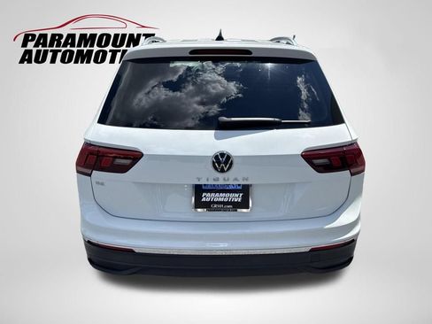 Certified 2022 Volkswagen Tiguan SE w/ Panoramic Sunroof Package FWD image 6