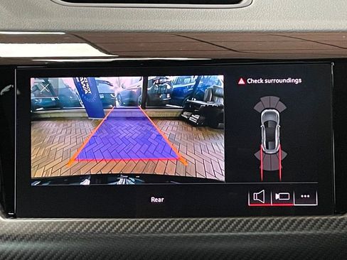 Used 2024 Audi e-tron GT Premium Plus w/ Performance Package image 34