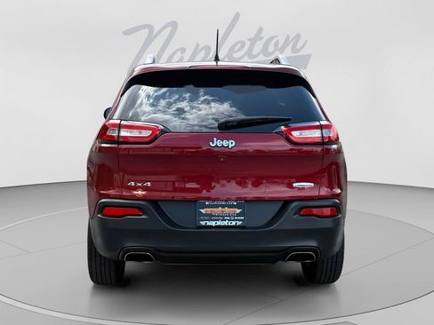 Used 2015 Jeep Cherokee Latitude w/ Cold Weather Group AWD/4WD image 4