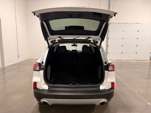 Used 2021 Ford Escape SEL image 9