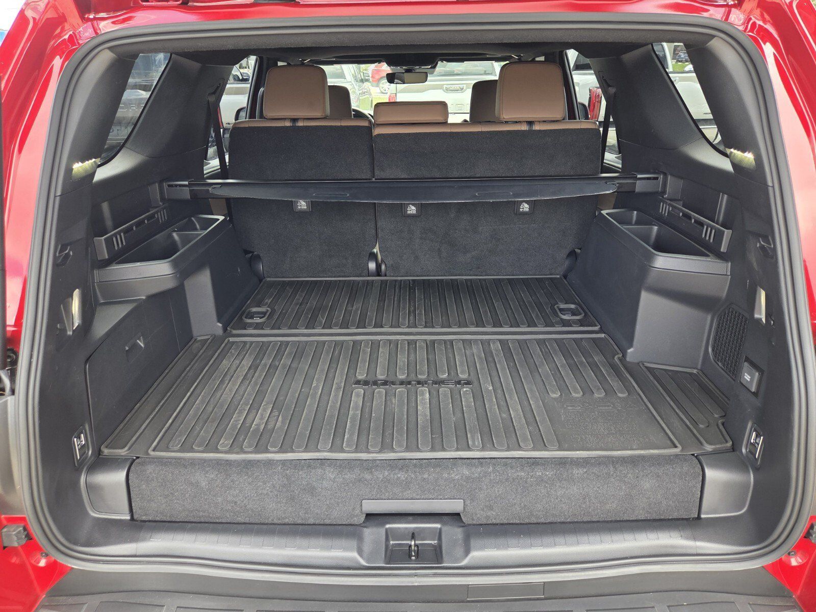 Certified 2025 Toyota 4Runner Limited AWD/4WD image 9