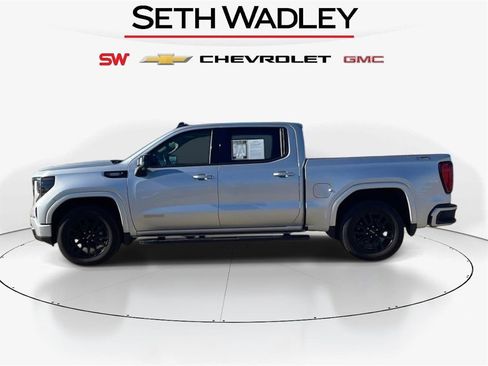 Used 2022 GMC Sierra 1500 Elevation w/ Elevation Premium Package image 4