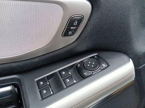 New 2025 Ford Expedition Active AWD/4WD image 12