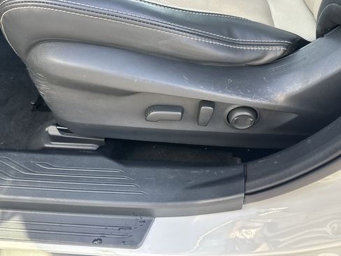 Used 2022 Subaru Outback Limited image 12