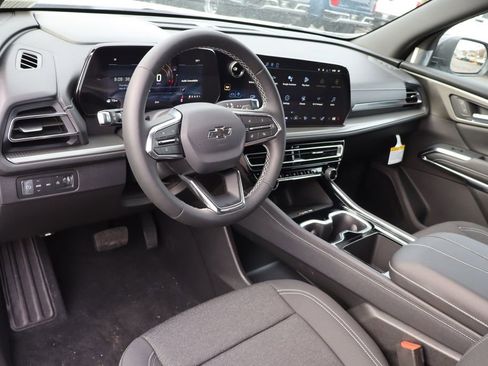 New 2026 Chevrolet Traverse LT w/ Midnight/Sport Edition image 6