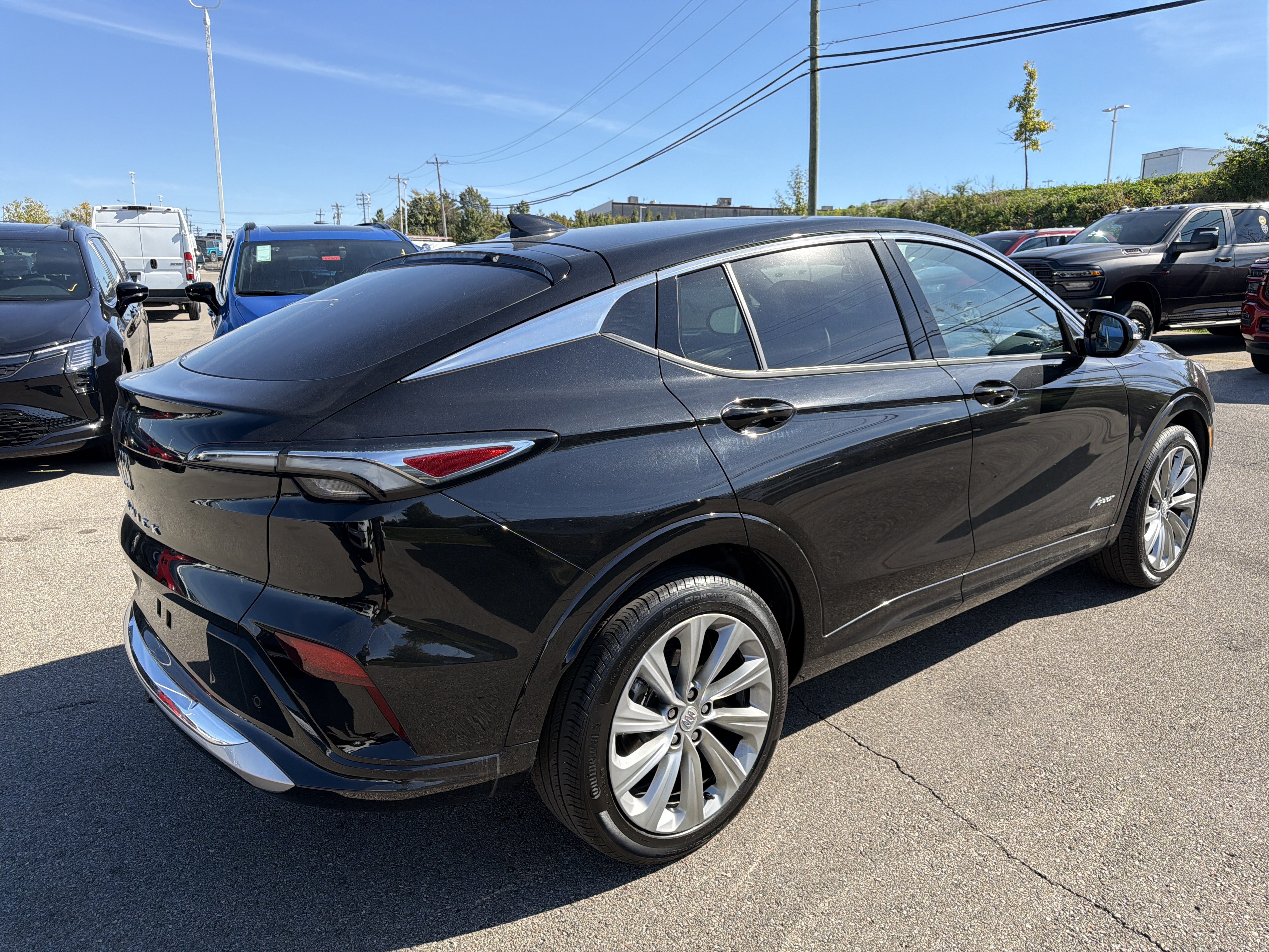 Used 2025 Buick Envista Avenir FWD image 10