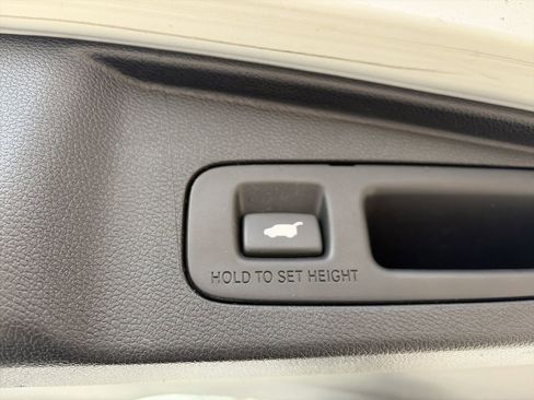 Used 2021 Honda CR-V EX-L image 11