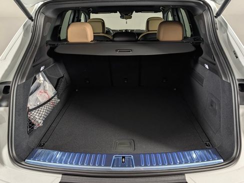 New 2026 Porsche Cayenne AWD/4WD image 17