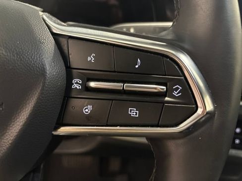 Used 2026 Chevrolet Equinox LT w/ Convenience Package II AWD/4WD image 17