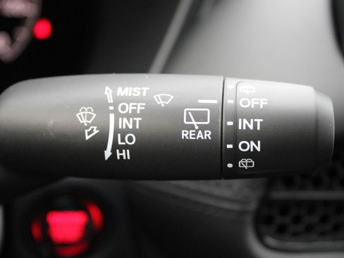 New 2026 Honda HR-V LX image 28