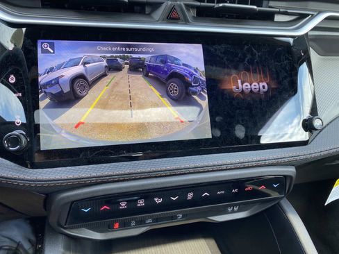 New 2026 Jeep Cherokee Limited AWD/4WD image 12