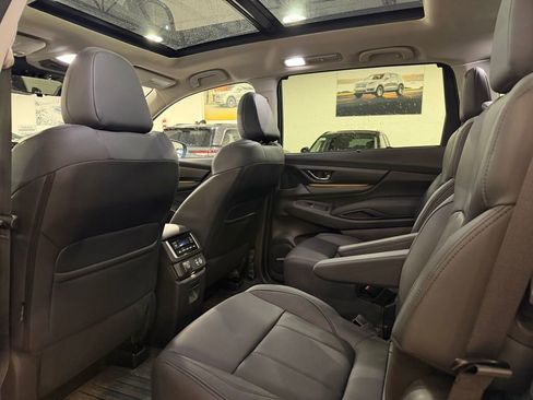 Used 2025 Subaru Ascent Bronze Edition AWD/4WD image 30