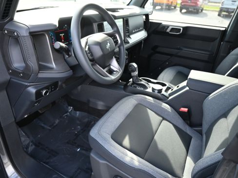 New 2026 Ford Bronco 4-Door AWD/4WD image 14