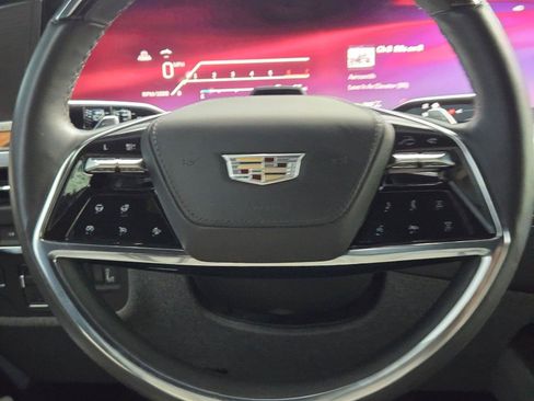 Used 2025 Cadillac Escalade Sport Platinum AWD/4WD image 17