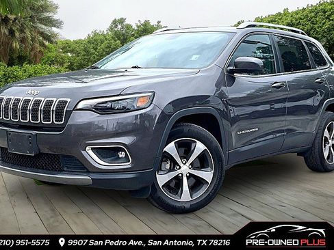 Used 2019 Jeep Cherokee Limited AWD/4WD image 1