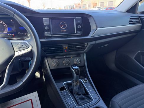 Used 2024 Volkswagen Jetta S image 12