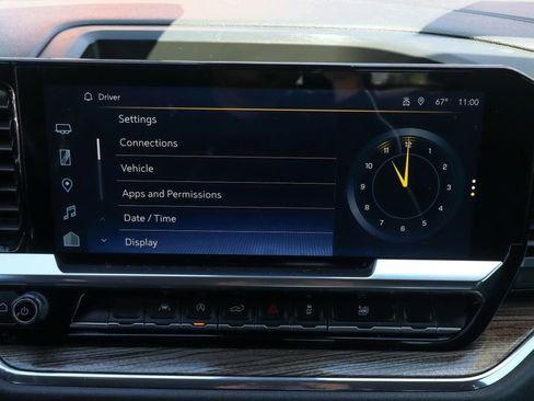 Used 2023 Chevrolet Silverado 1500 RST image 31