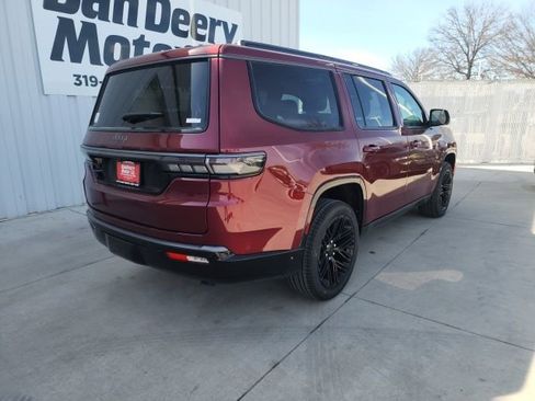 New 2026 Jeep Grand Wagoneer Limited AWD/4WD image 15