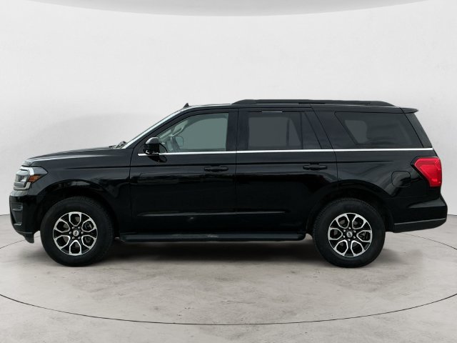 Used 2024 Ford Expedition XLT AWD/4WD image 8