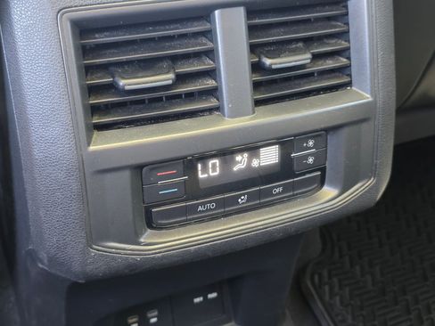 Used 2022 Volkswagen Atlas SE AWD/4WD image 26