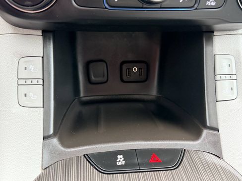 Used 2017 GMC Acadia SLT w/ LPO, Floor Liner Package AWD/4WD image 45
