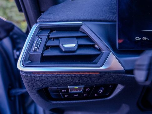 Used 2024 BMW i4 eDrive35 w/ Premium Package image 8