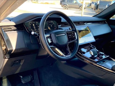 Used 2023 Land Rover Range Rover Sport SE image 16