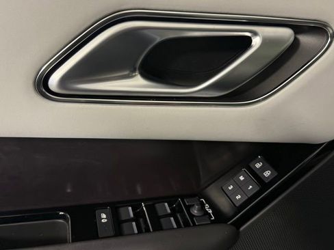 Certified 2026 Land Rover Range Rover Velar Dynamic SE image 14