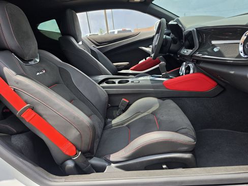 Used 2023 Chevrolet Camaro ZL1 RWD image 27