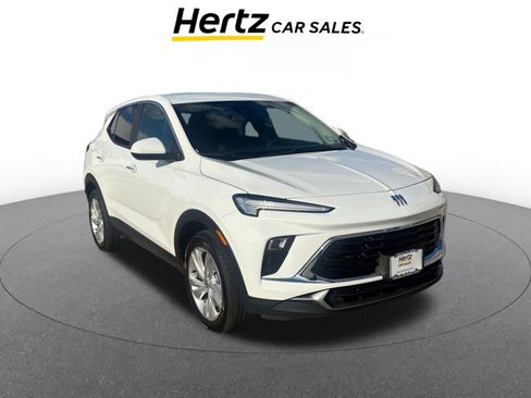 Used 2025 Buick Encore GX Preferred image 1