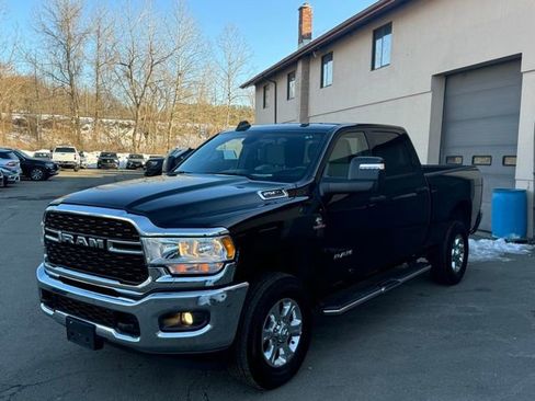 Used 2024 RAM 2500 Big Horn image 1