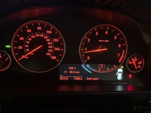 Used 2018 BMW X5 xDrive50i image 3